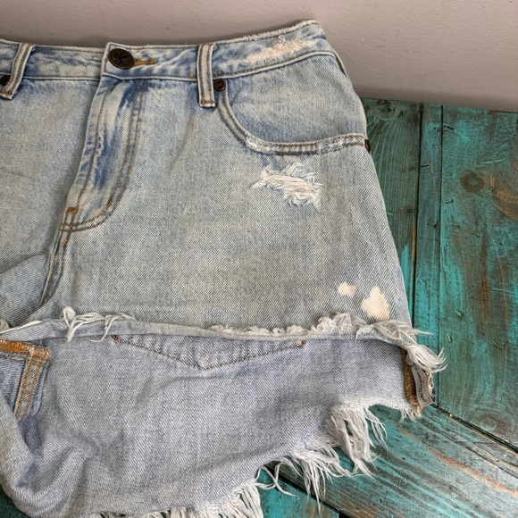 One Teaspoon High Waist Bonita Bleached Raw Hem Denim Jean Shorts Size 28 - Picture 14 of 14